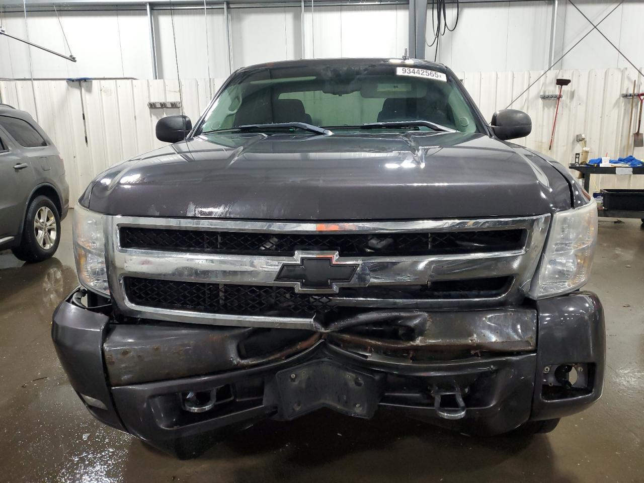 2010 Chevrolet Silverado K1500 Lt - Image 5