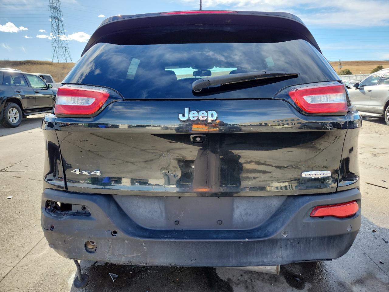 2015 Jeep Cherokee Latitude - Image 6