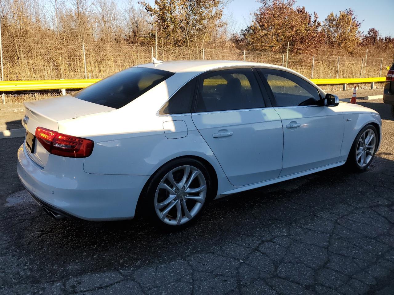 2015 Audi S4 Premium Plus - Image 3