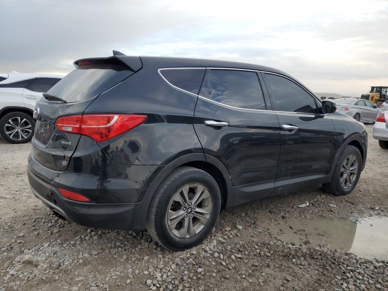 2015 Hyundai Santa Fe Sport - Image 3