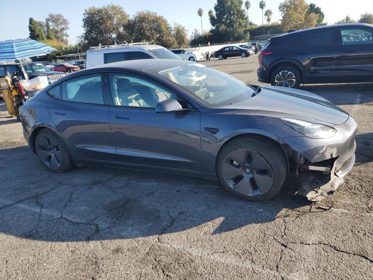 2023 Tesla Model 3 - Image 4