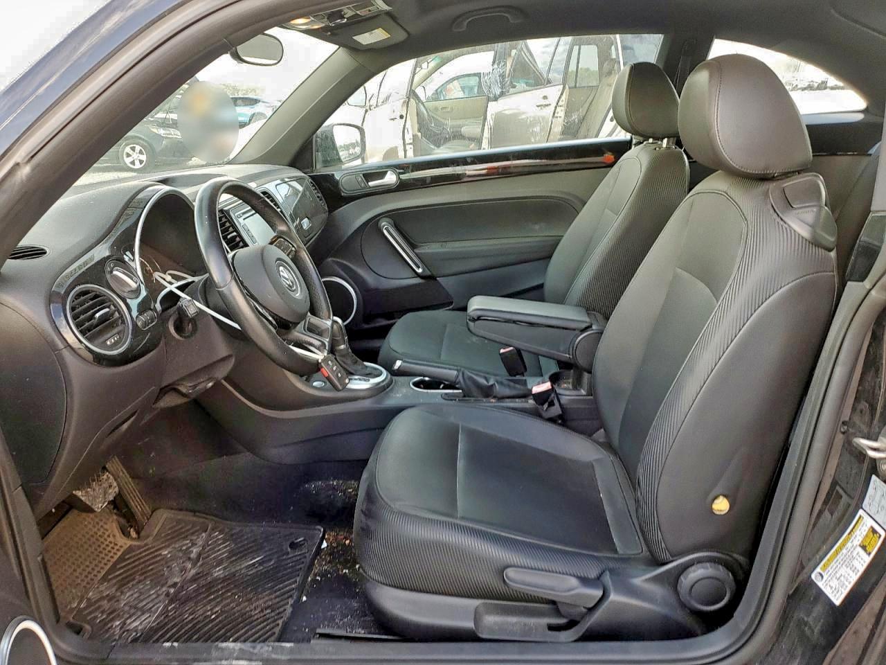 2015 Volkswagen Beetle 1.8T - Фото 7