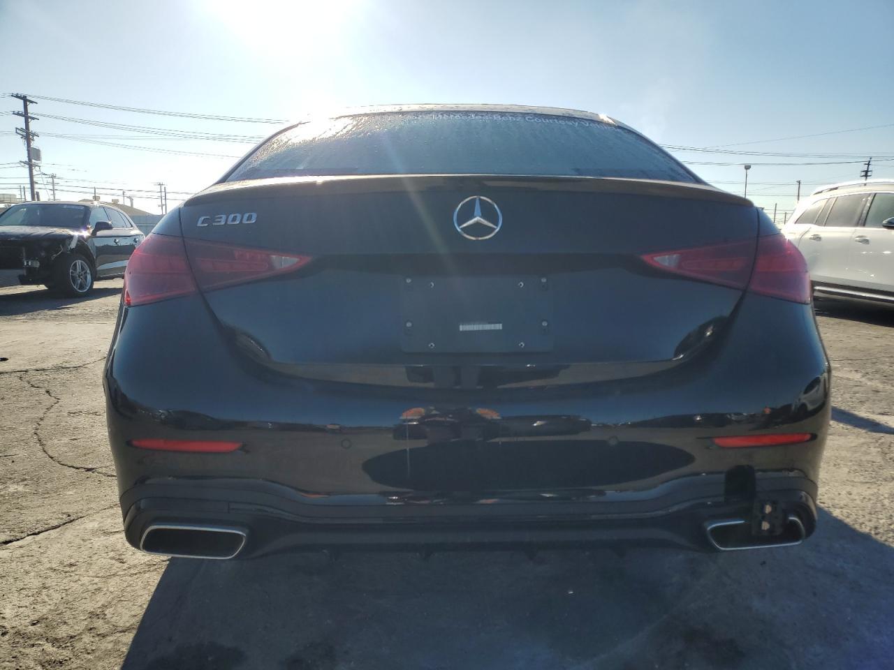 2025 Mercedes-Benz C 300 - Фото 6