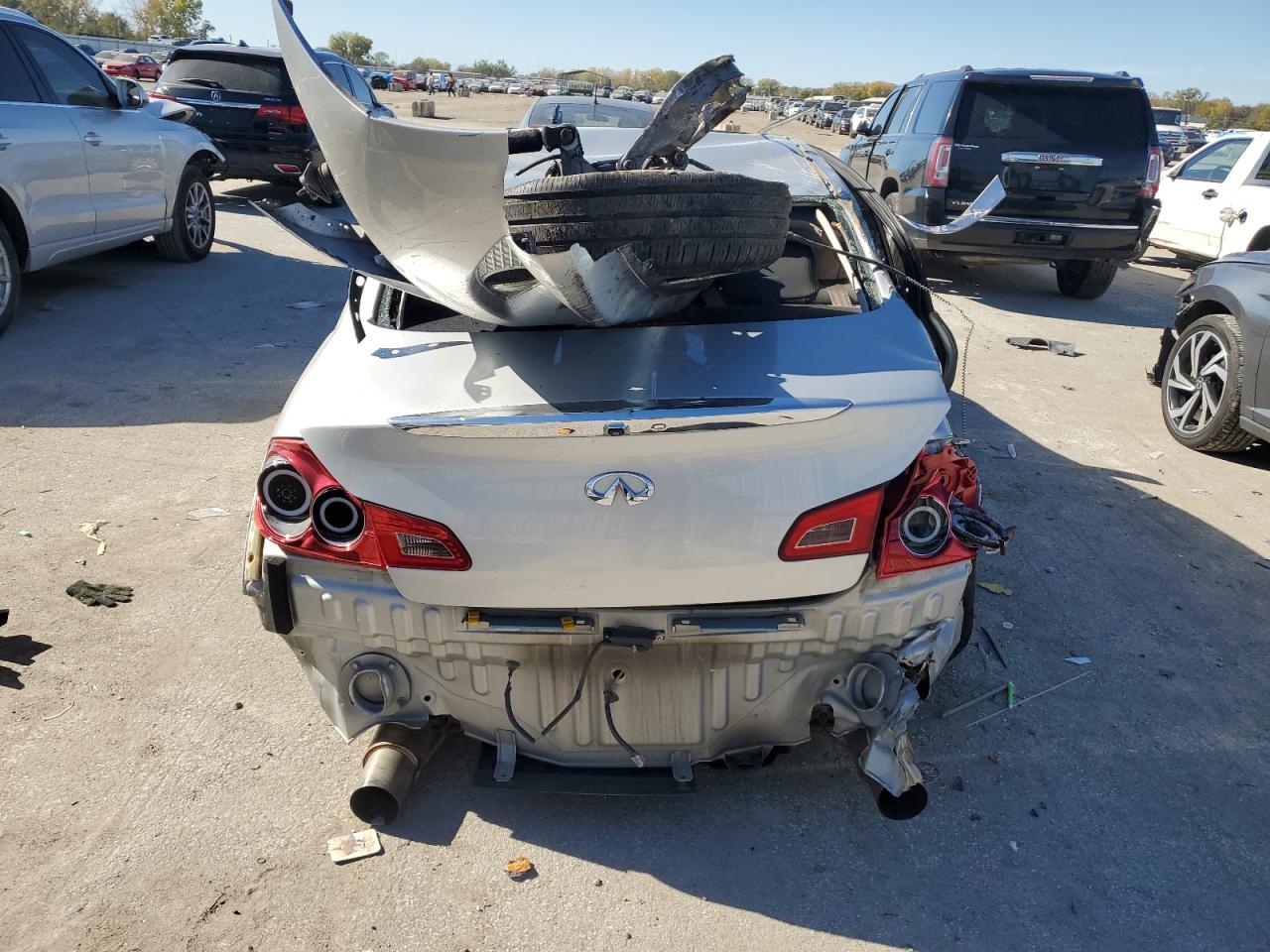 2013 Infiniti G37 - Image 6