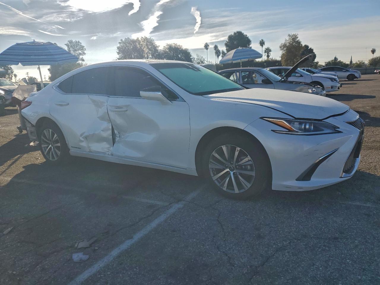 2021 Lexus Es 300H Base - Image 4