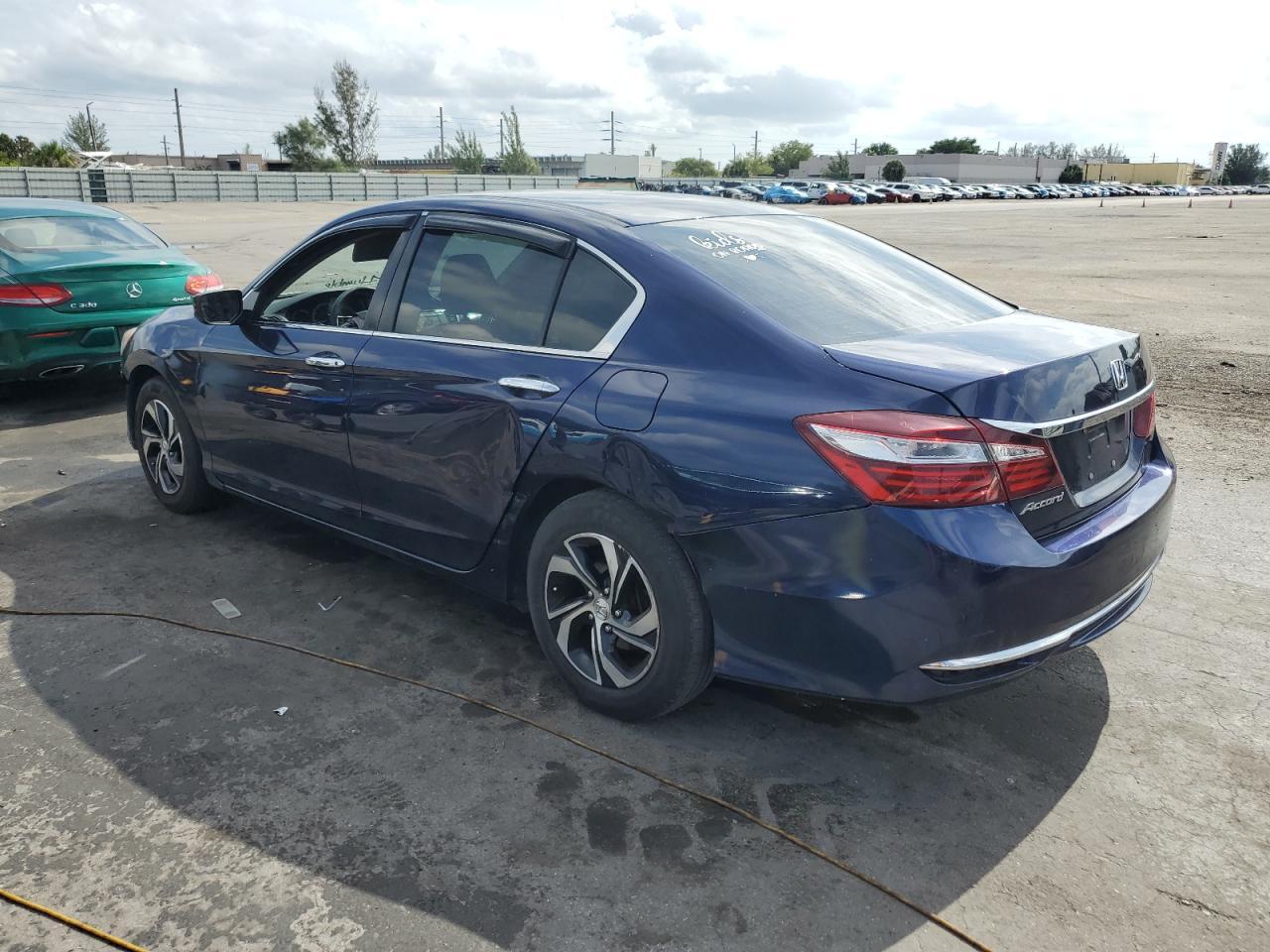 2016 Honda Accord Lx - Фото 2