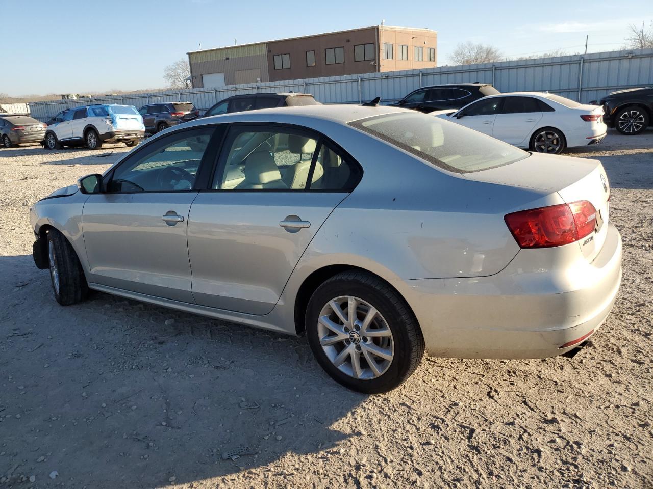 2011 Volkswagen Jetta Se - Image 2