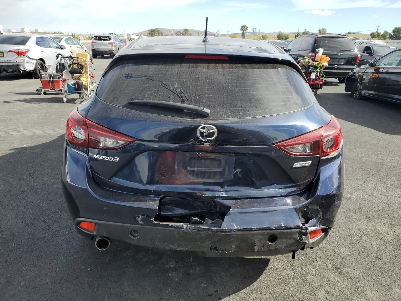 2014 Mazda 3 Touring - Image 6