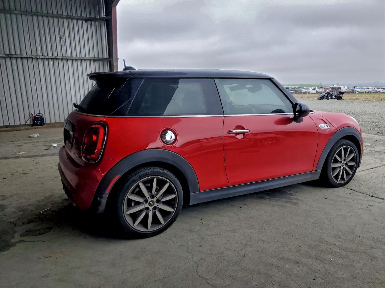 2019 Mini Cooper S - Image 3