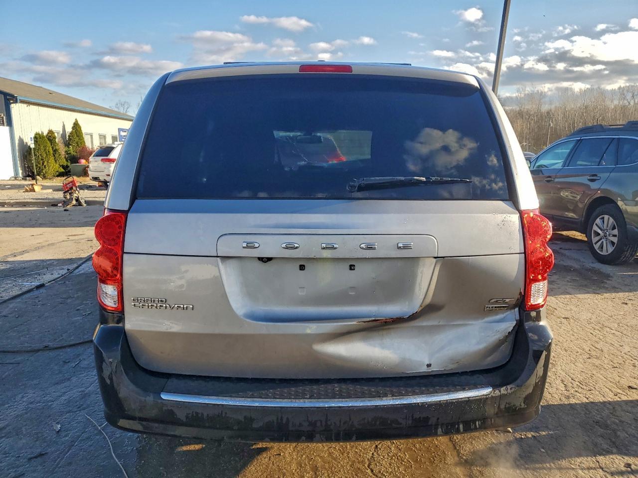 2018 Dodge Grand Caravan Gt - Image 6