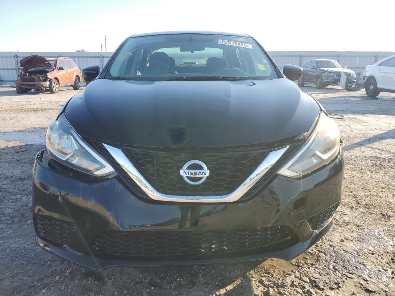 2017 Nissan Sentra S - Фото 5