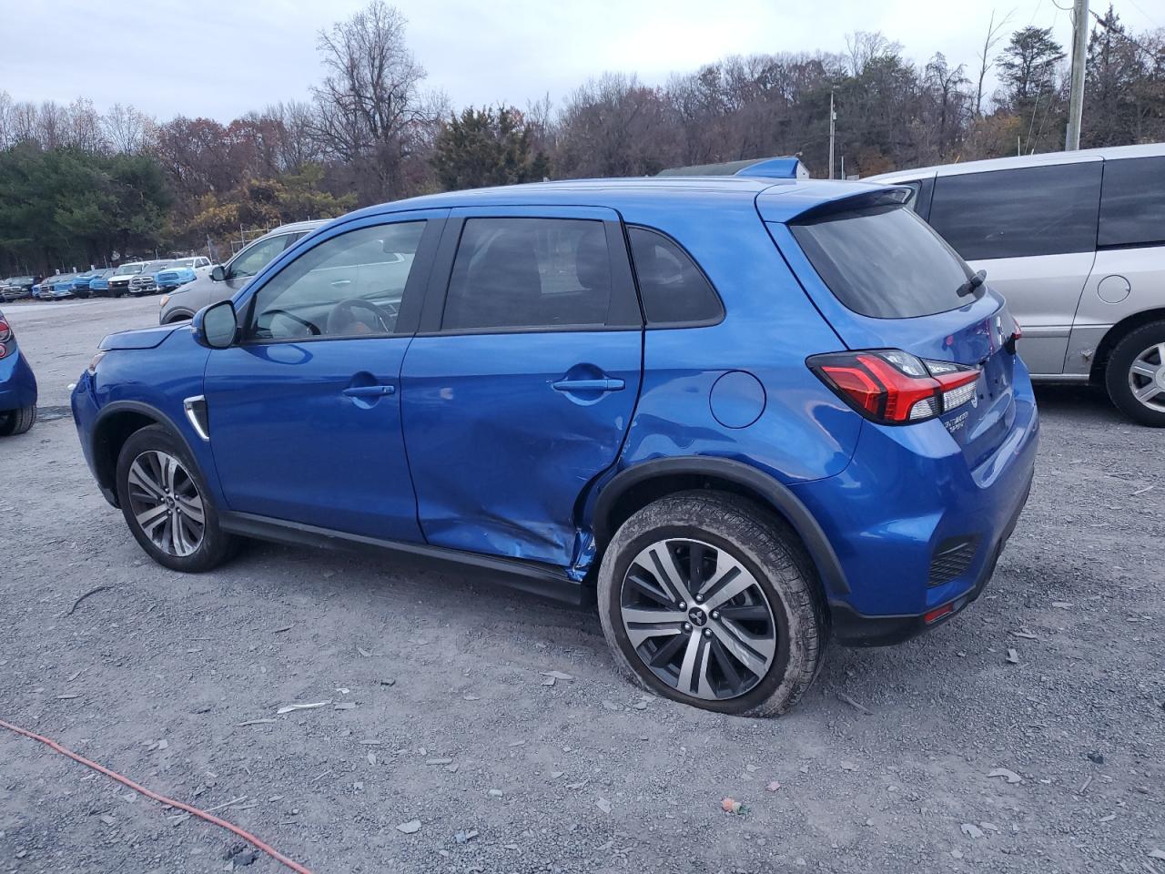 2025 Mitsubishi Outlander Sport S - Фото 2