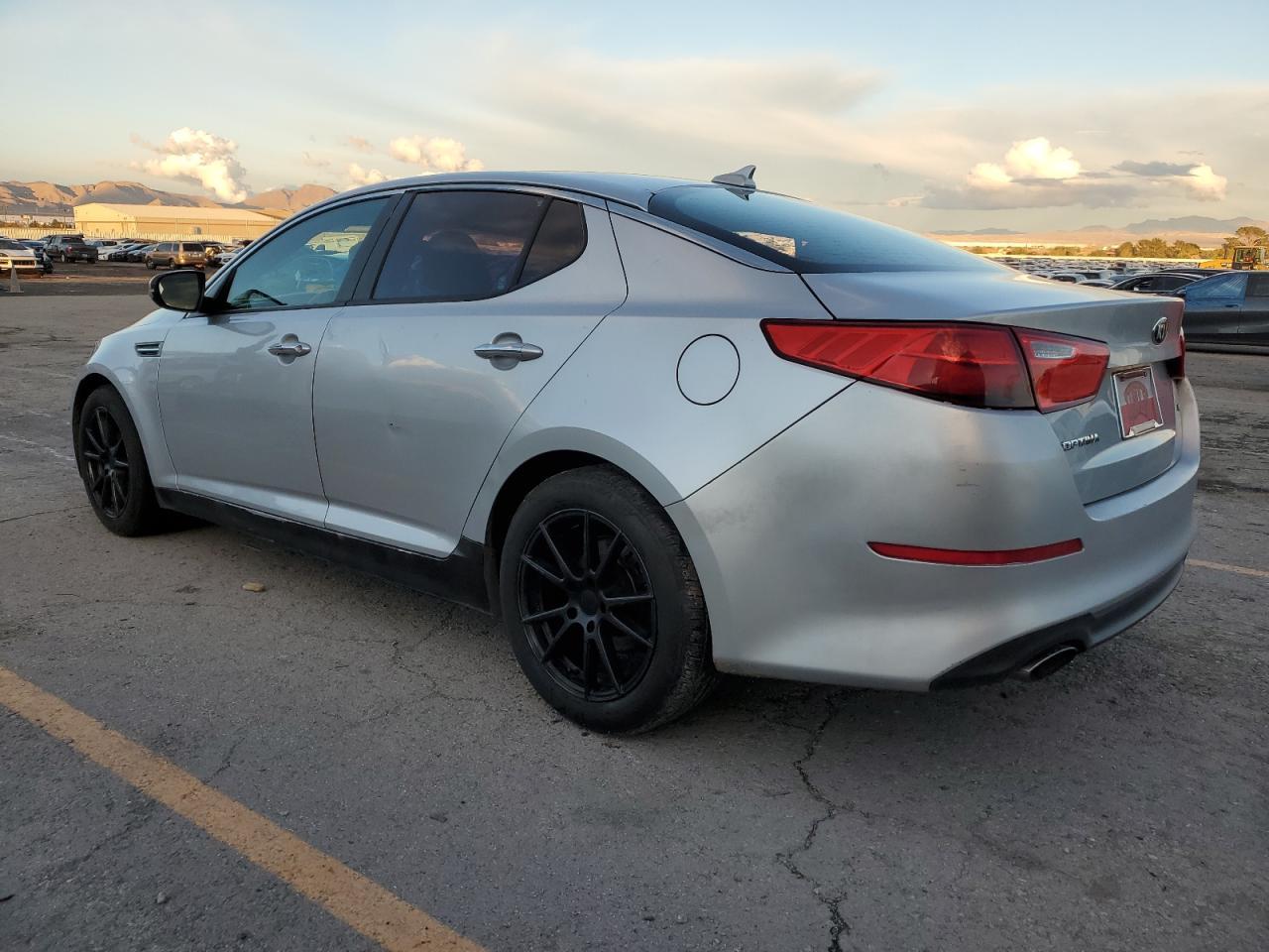 2015 Kia Optima Lx - Фото 2