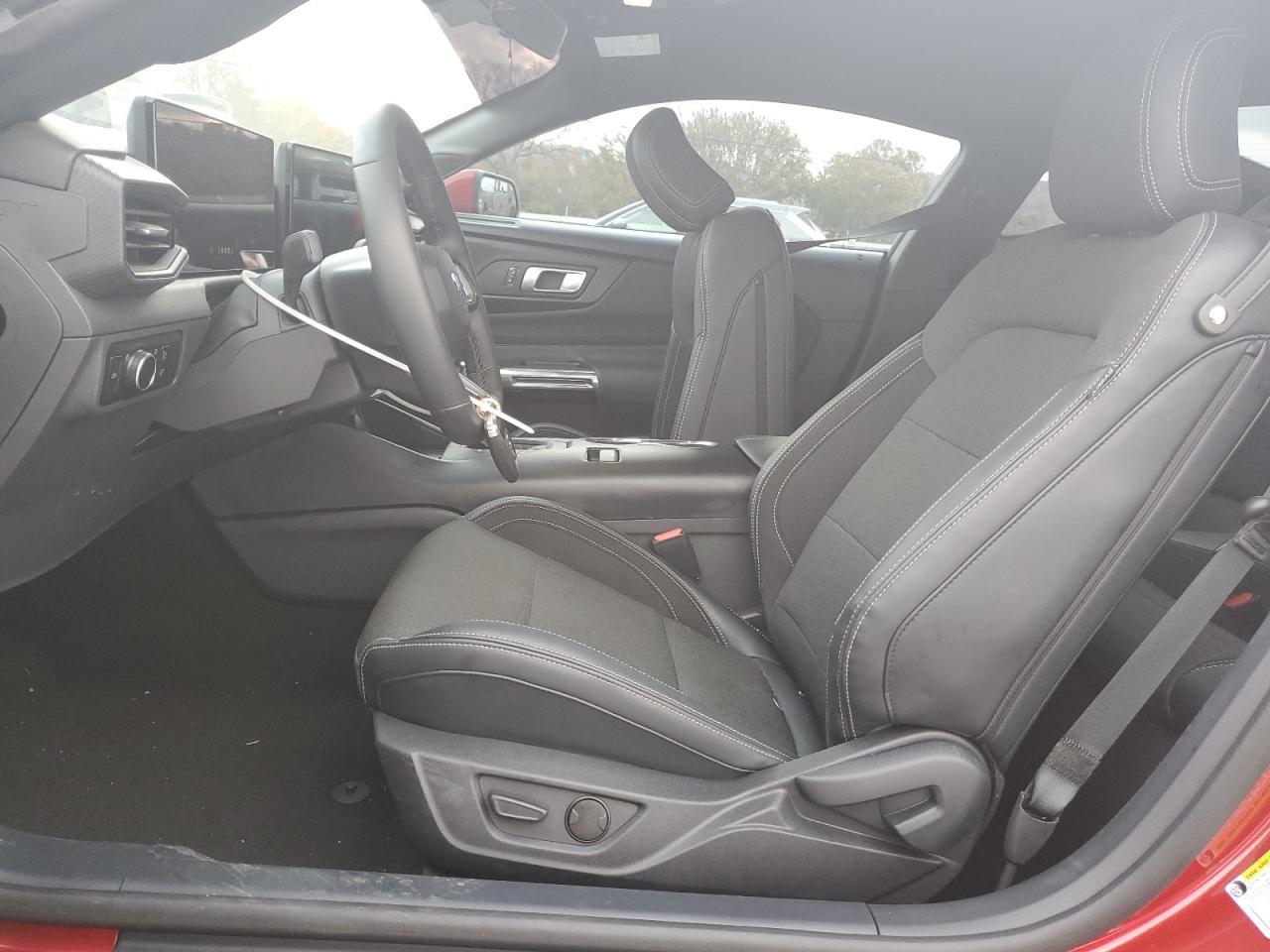 2024 Ford Mustang - Image 7