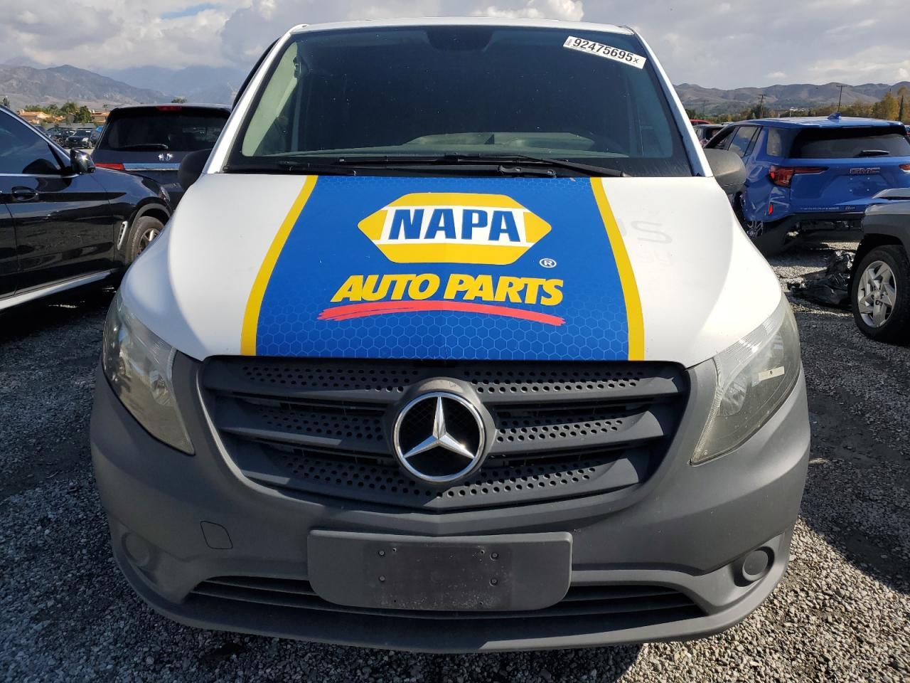 2017 Mercedes Benz Metris Delivery Van - Фото 5