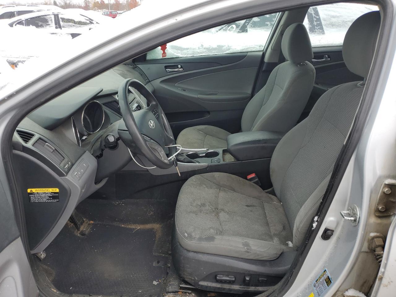 2013 Hyundai Sonata Gls - Image 7