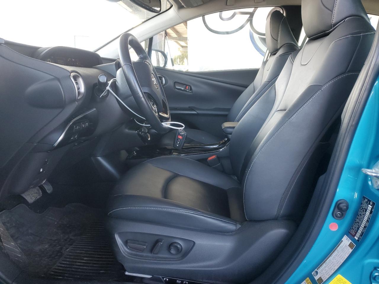 2021 Toyota Prius Prime Le - Фото 7