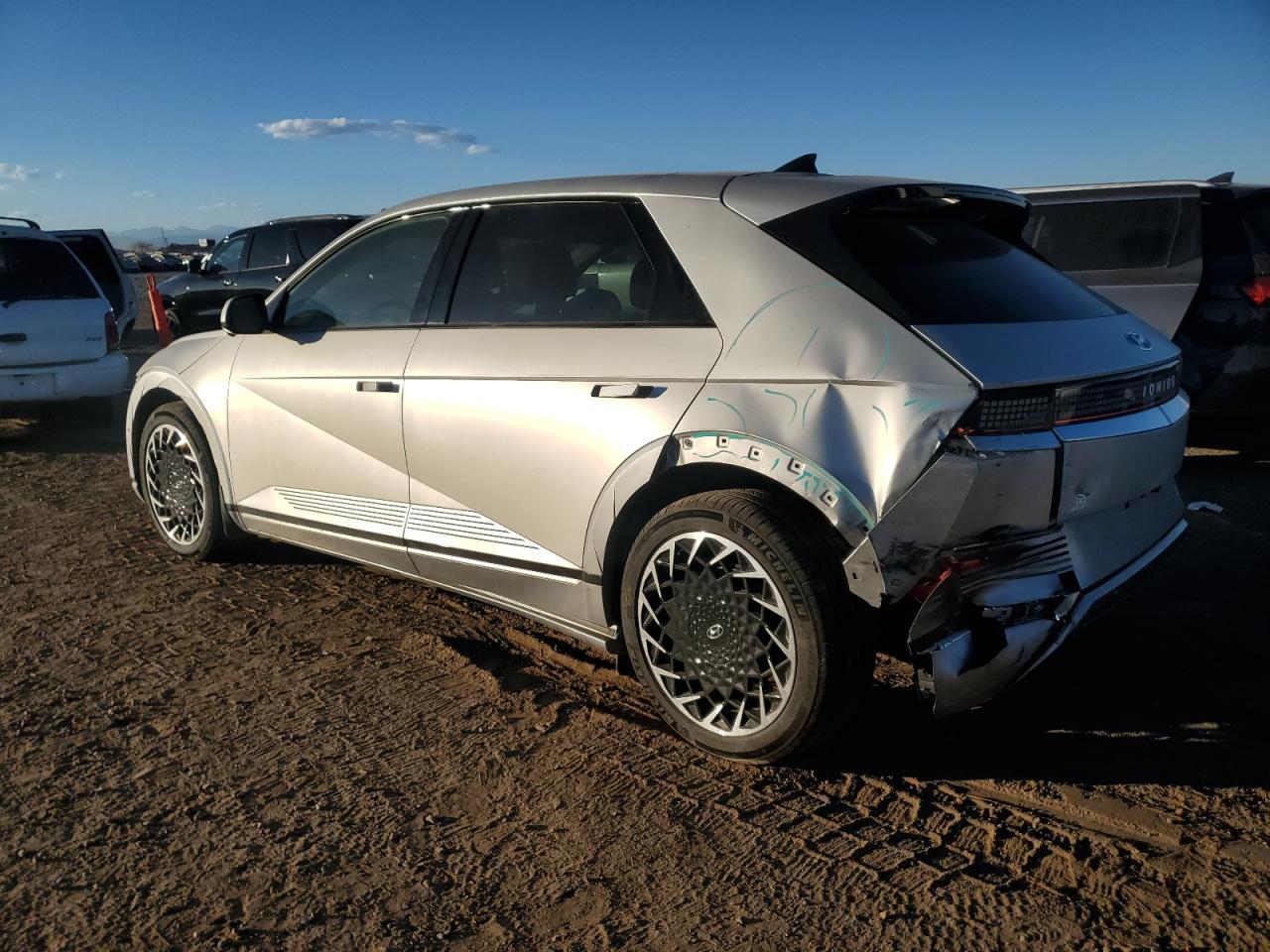 2024 Hyundai Ioniq 5 Limited - Фото 2