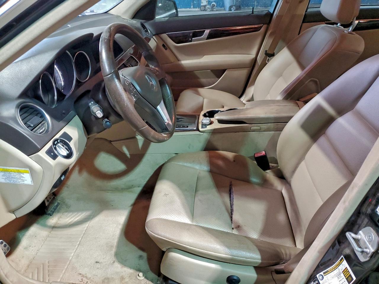 2014 Mercedes-Benz C 250 - Фото 7
