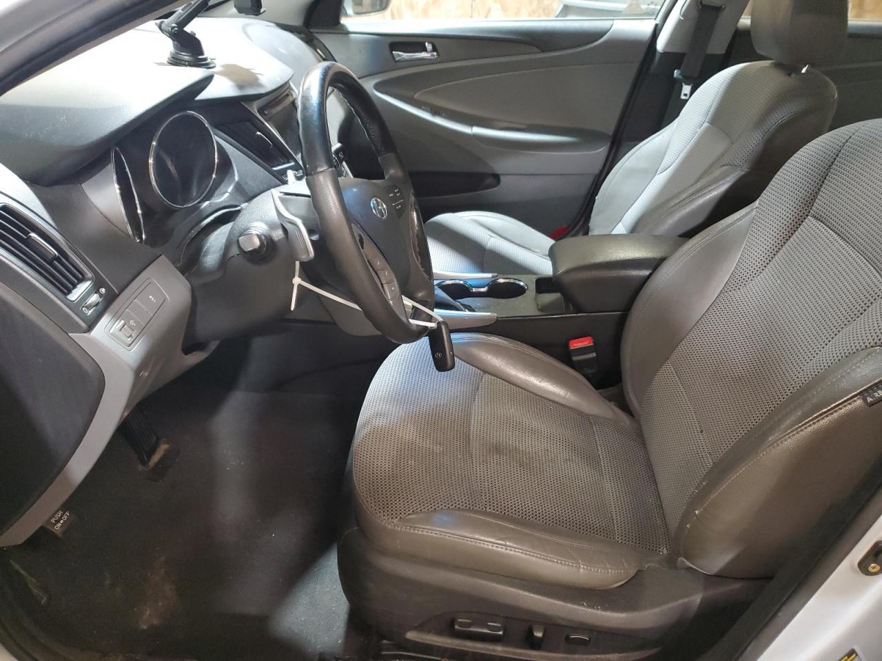 2011 Hyundai Sonata Se - Image 7
