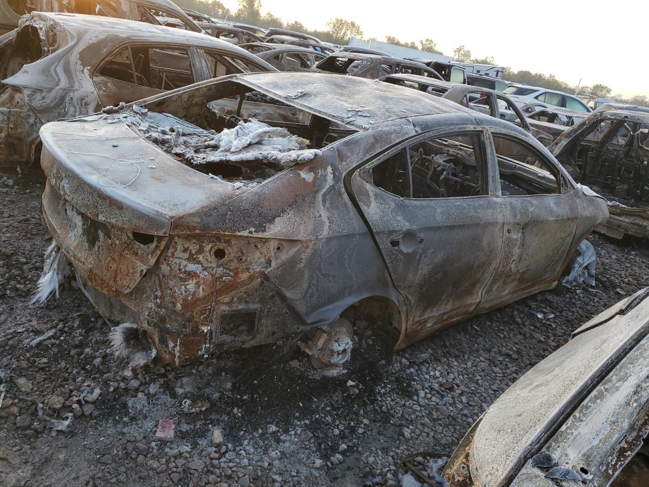 2017 Hyundai Elantra Se - Image 3