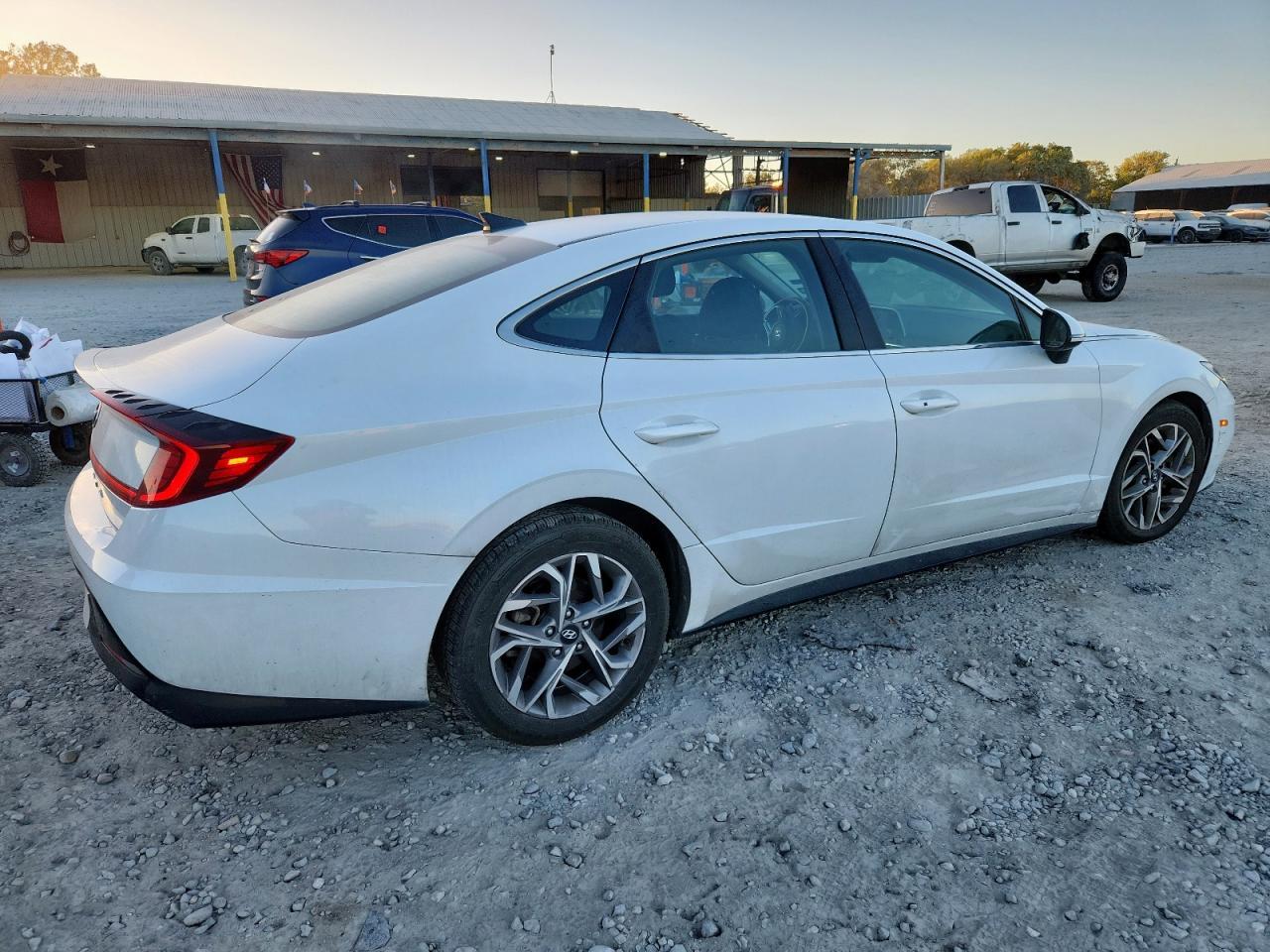 2021 Hyundai Sonata Sel - Фото 3