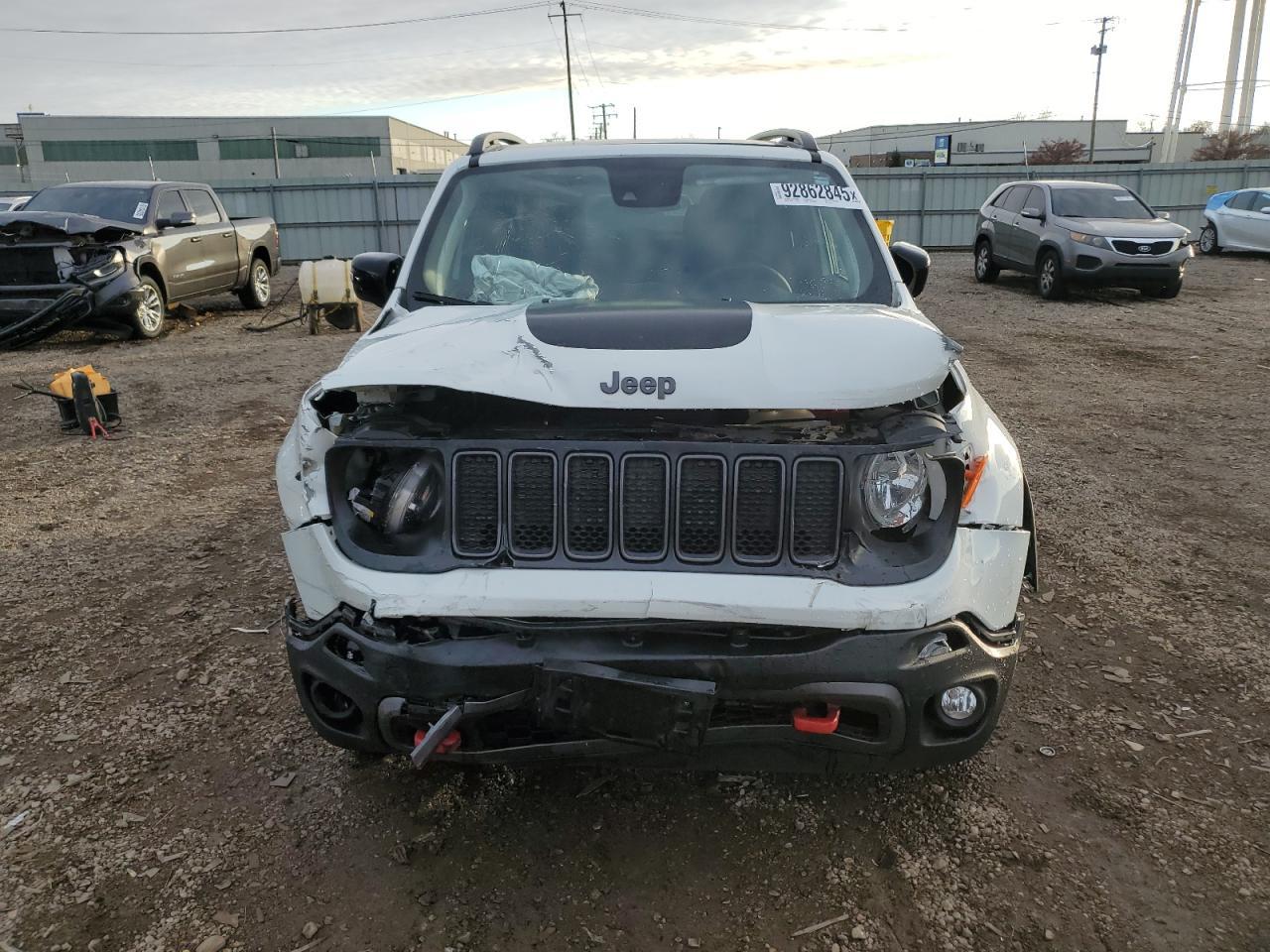2022 Jeep Renegade Trailhawk - Фото 5