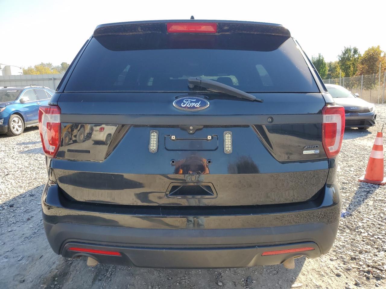 2016 Ford Explorer Police Interceptor - Image 6