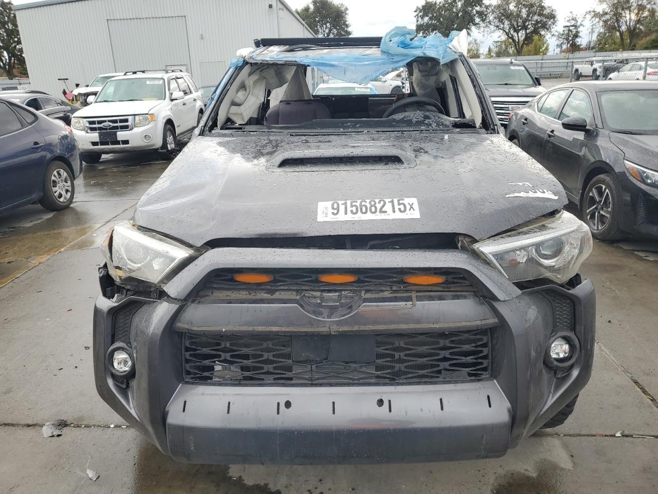 2020 Toyota 4Runner Sr5 - Image 5