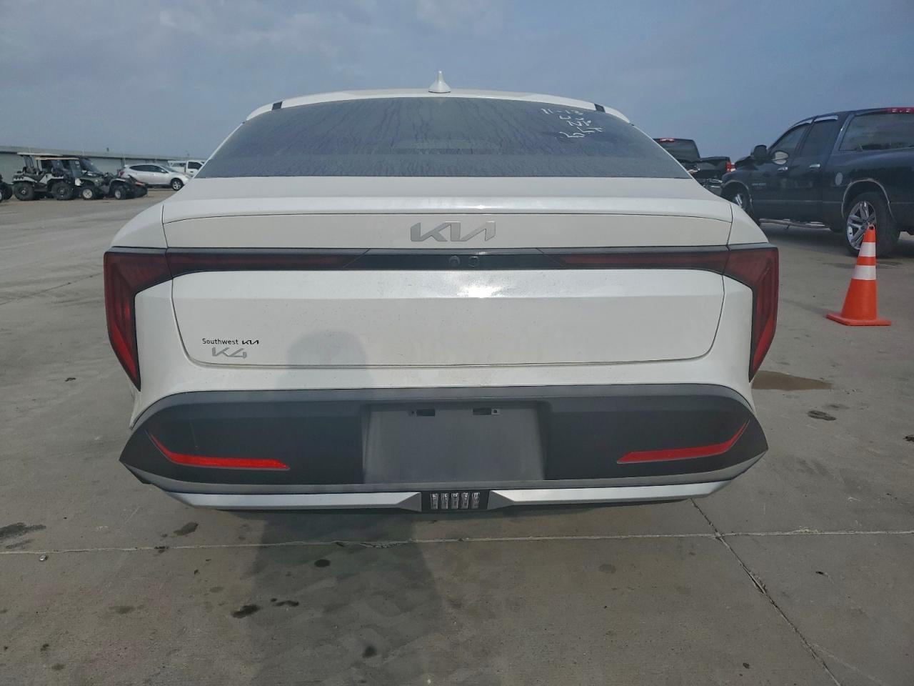 2025 Kia K4 Lx - Фото 6