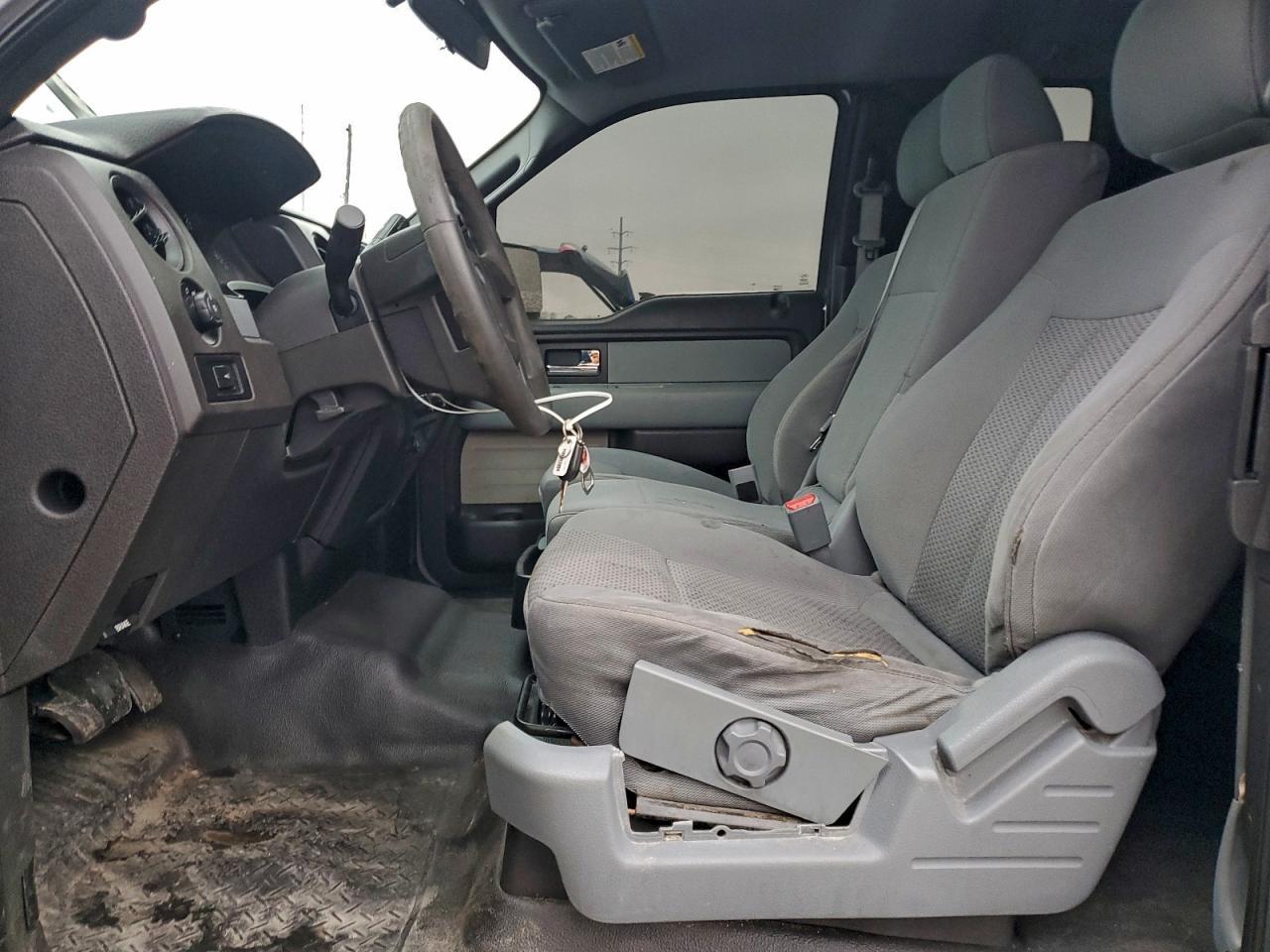 2012 Ford F150 Super Cab - Image 7