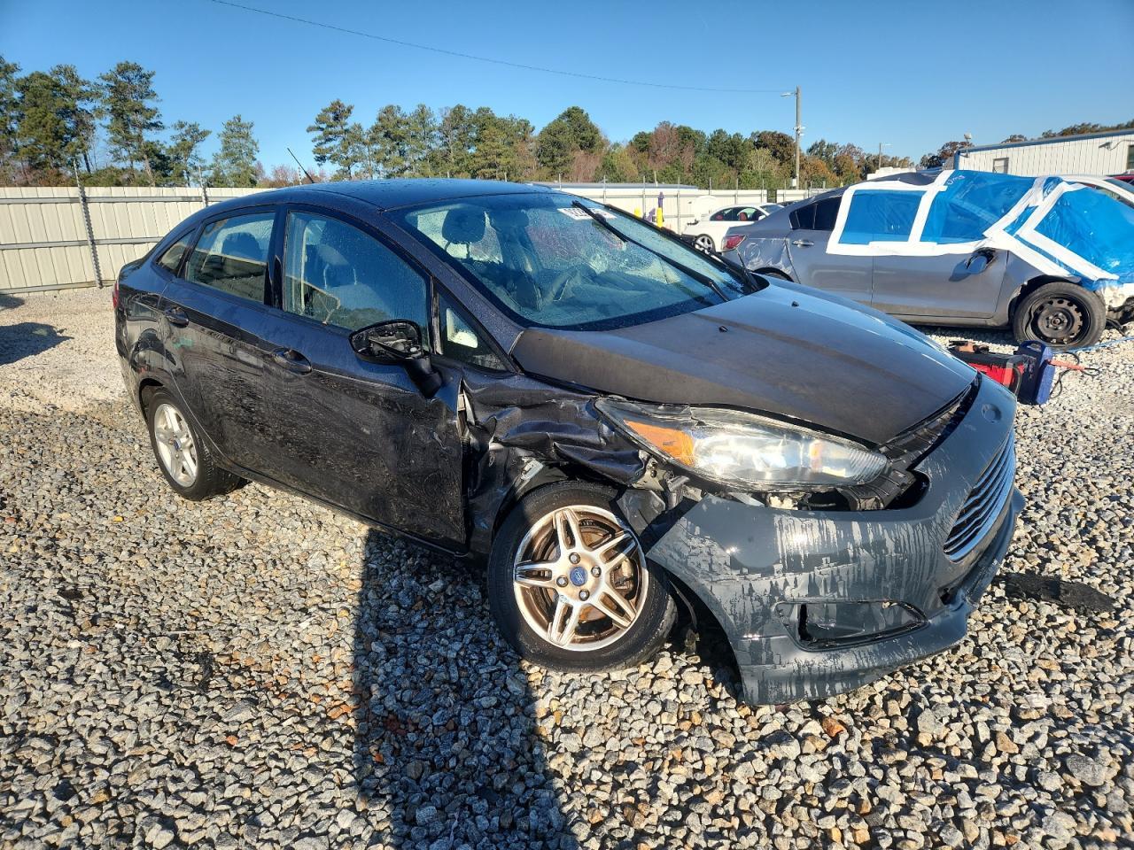 2017 Ford Fiesta Se - Image 4