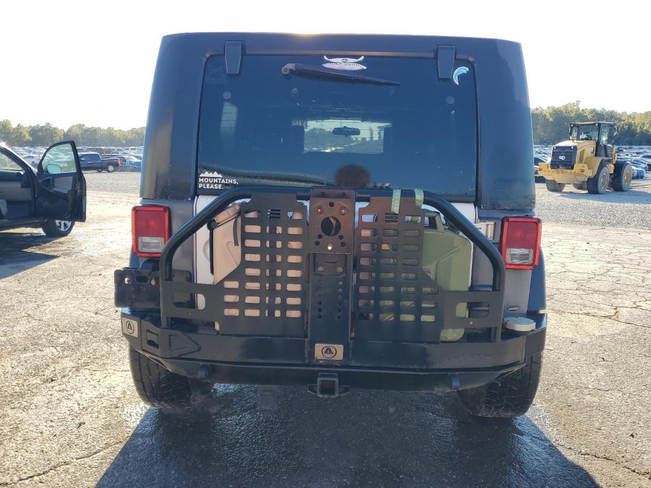 2010 Jeep Wrangler Unlimited Sport - Фото 6