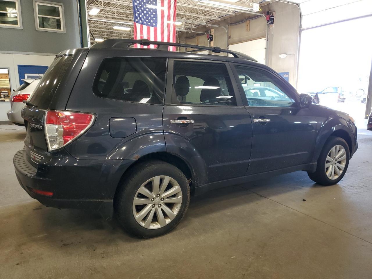 2010 Subaru Forester - Фото 3