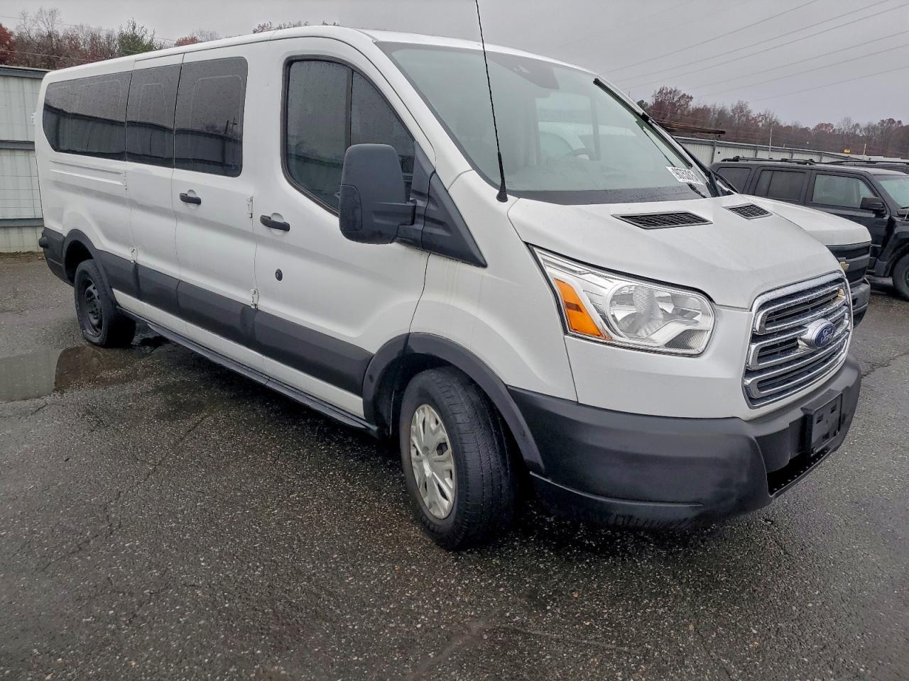 2017 Ford Transit T-350 - Фото 4