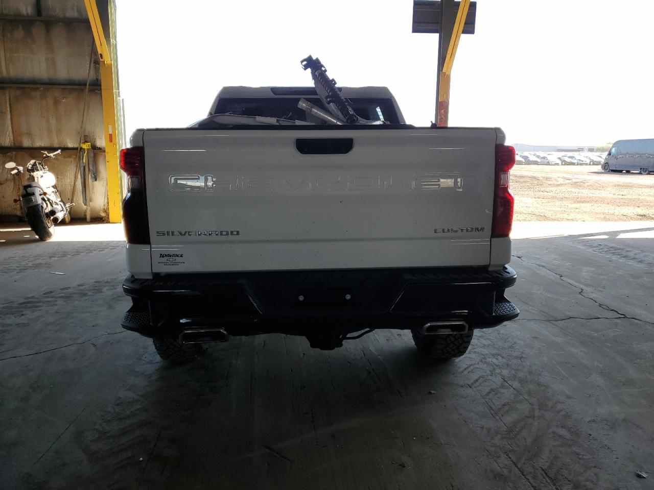 2022 Chevrolet Silverado K1500 Trail Boss Custom - Фото 6