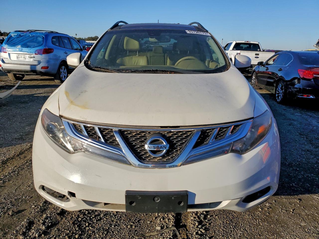 2012 Nissan Murano S - Image 5