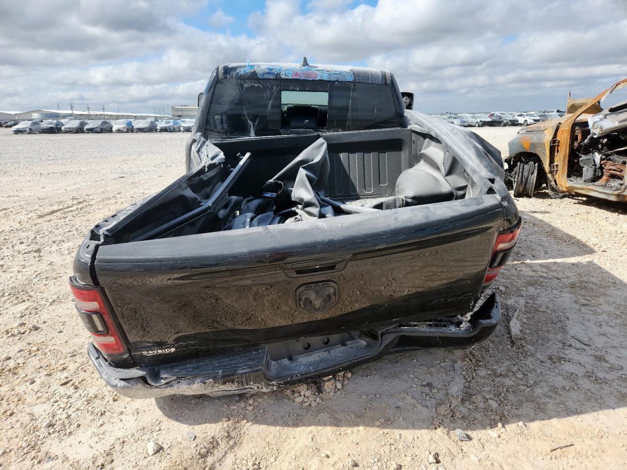 2019 Ram 1500 Rebel - Фото 6