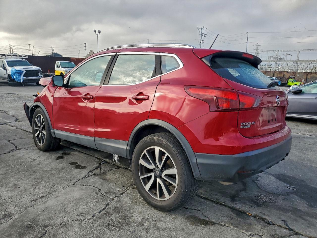 2017 Nissan Rogue Sport S - Image 2