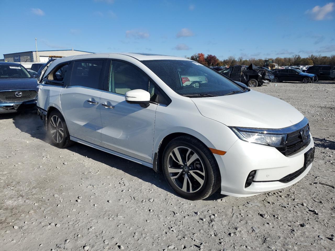 2021 Honda Odyssey Touring - Image 4