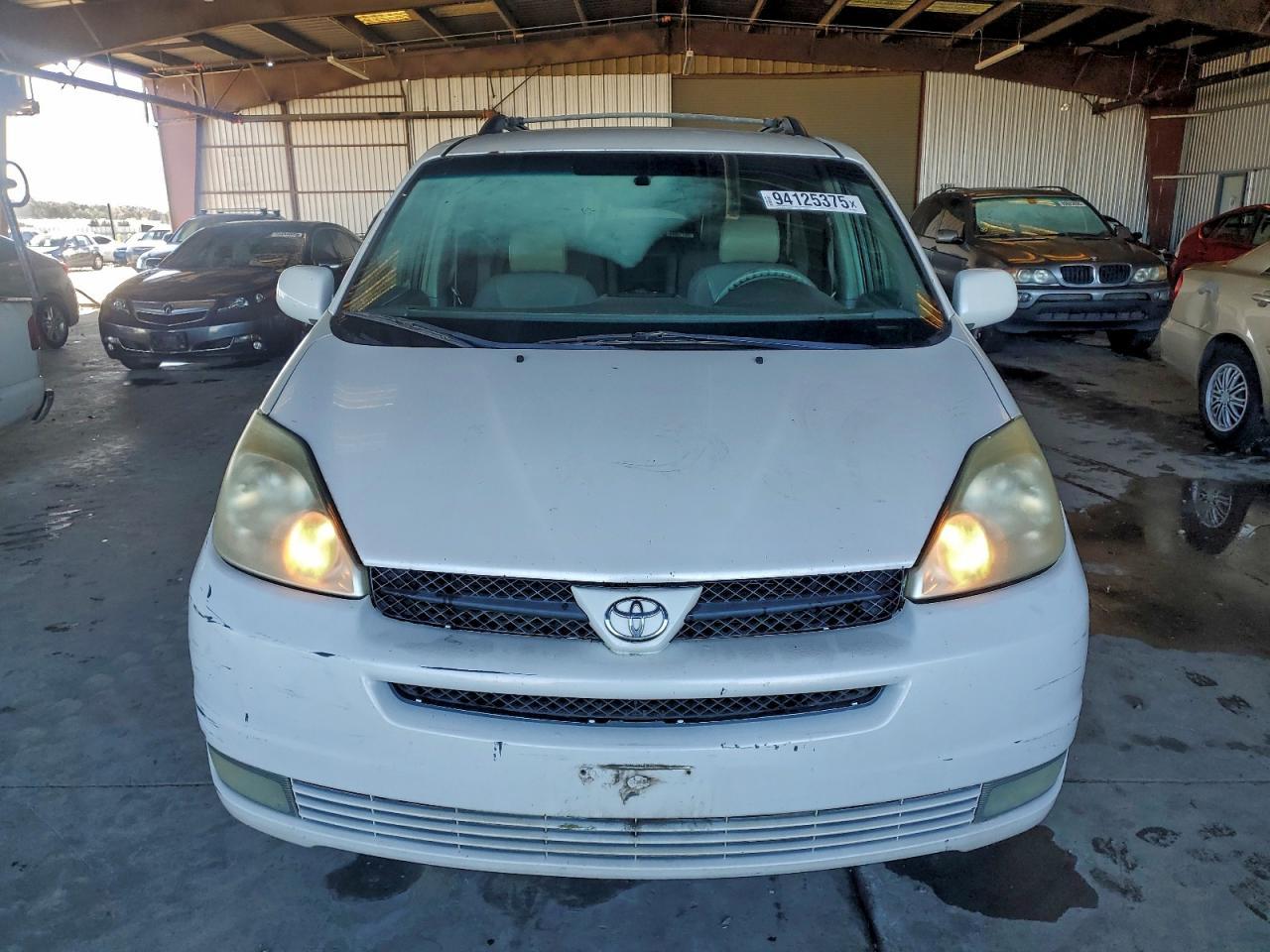 2005 Toyota Sienna Xle - Image 5