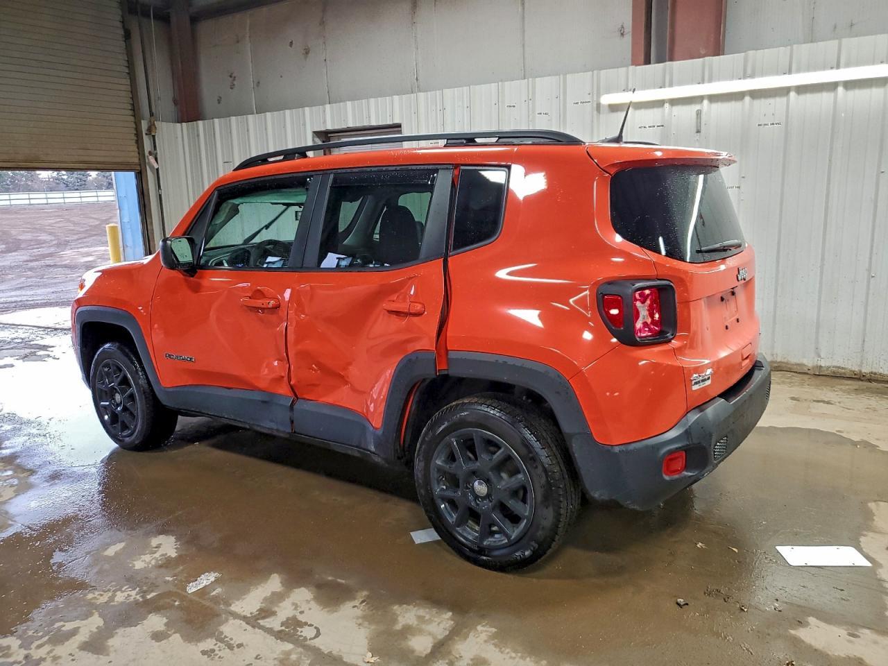 2020 Jeep Renegade Sport - Фото 2
