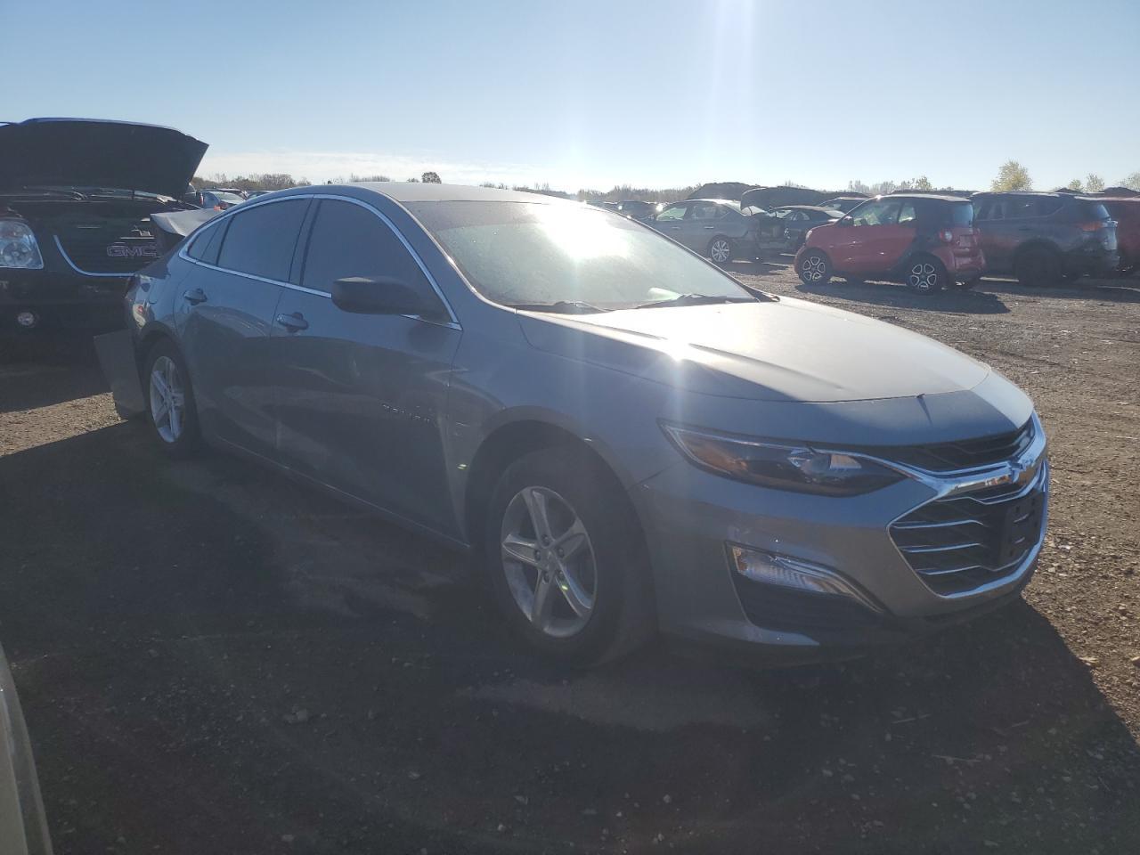 2023 Chevrolet Malibu Ls - Фото 4