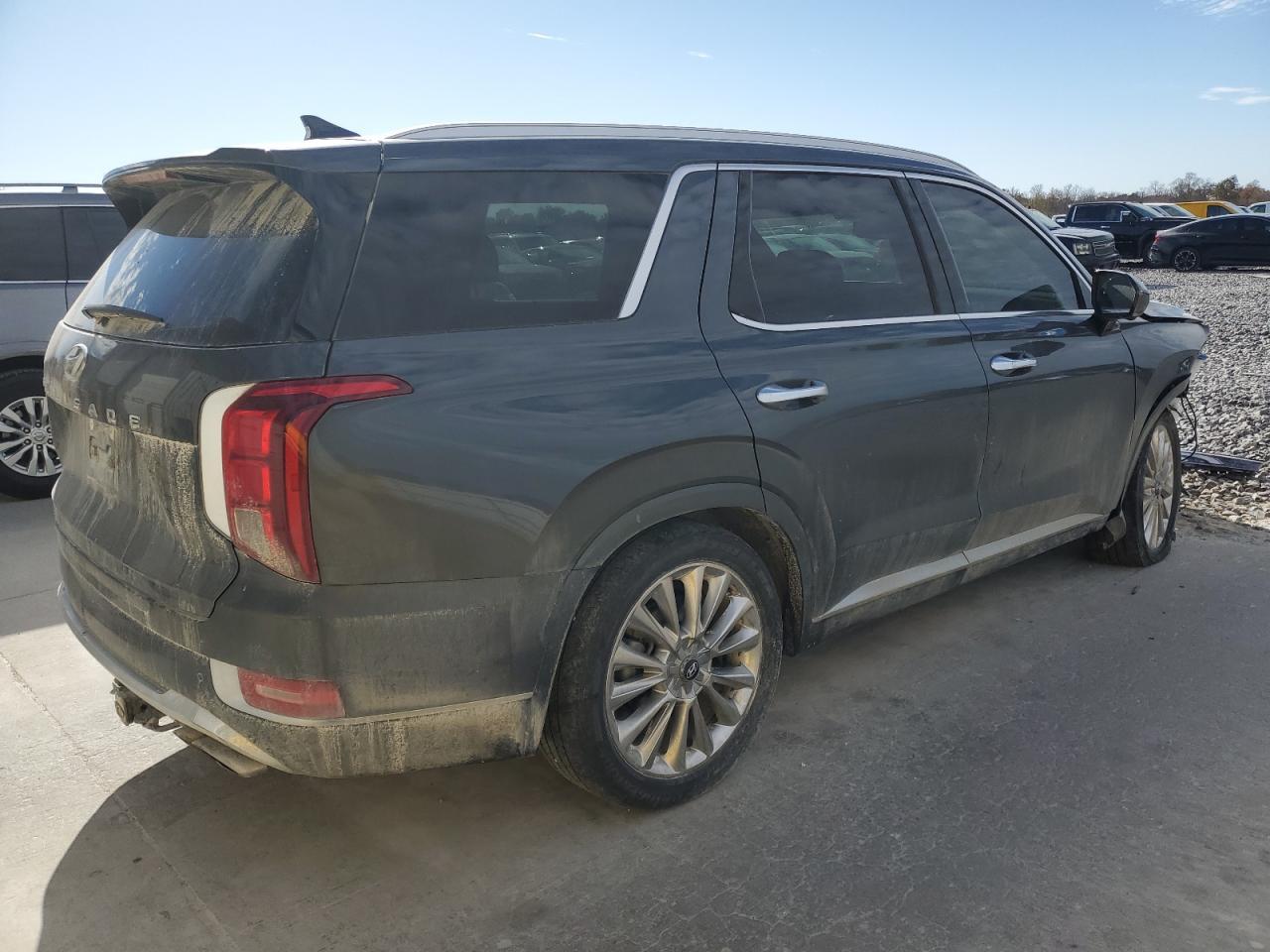 2020 Hyundai Palisade Limited - Image 3