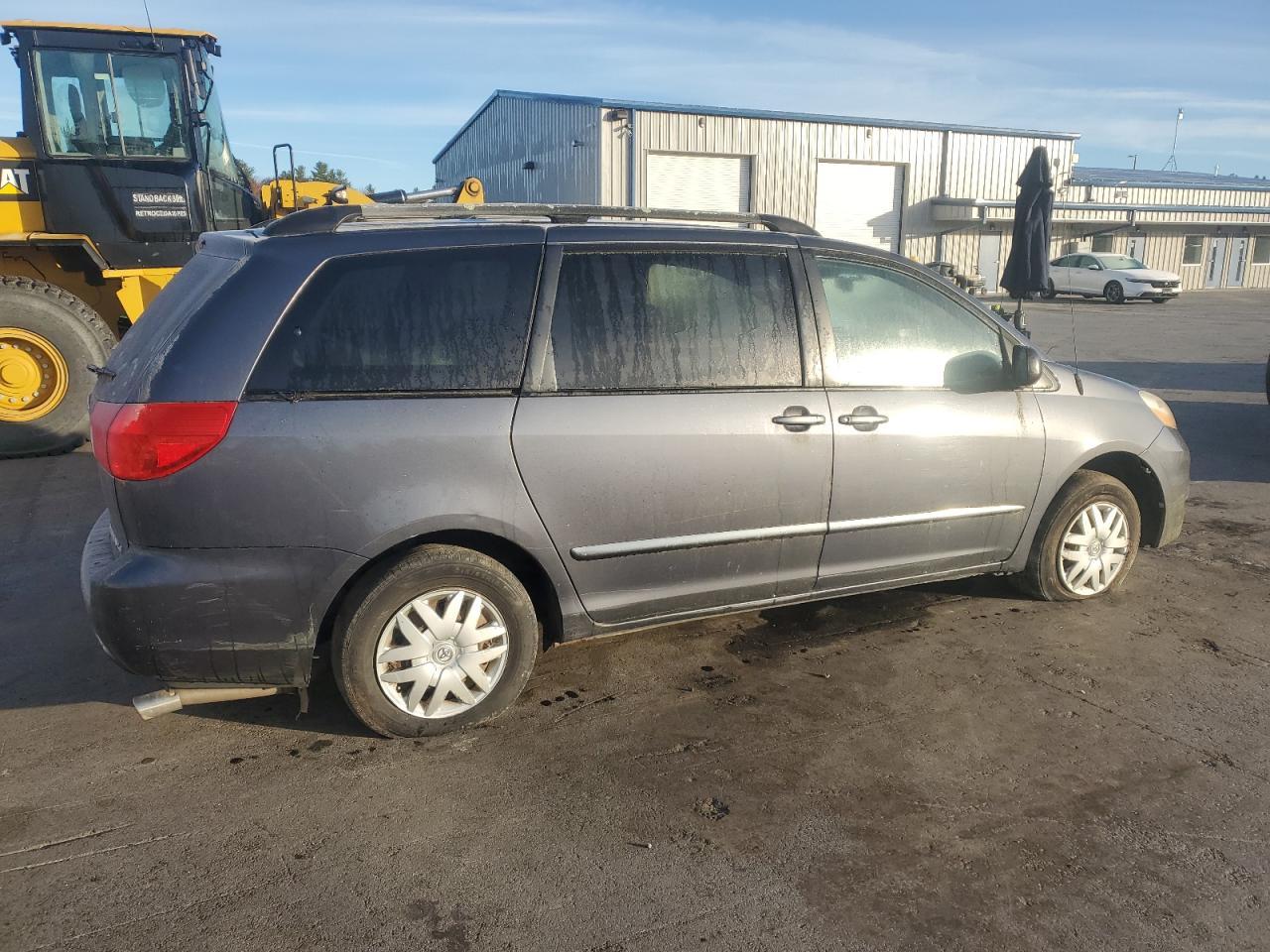 2007 Toyota Sienna Ce - Фото 3