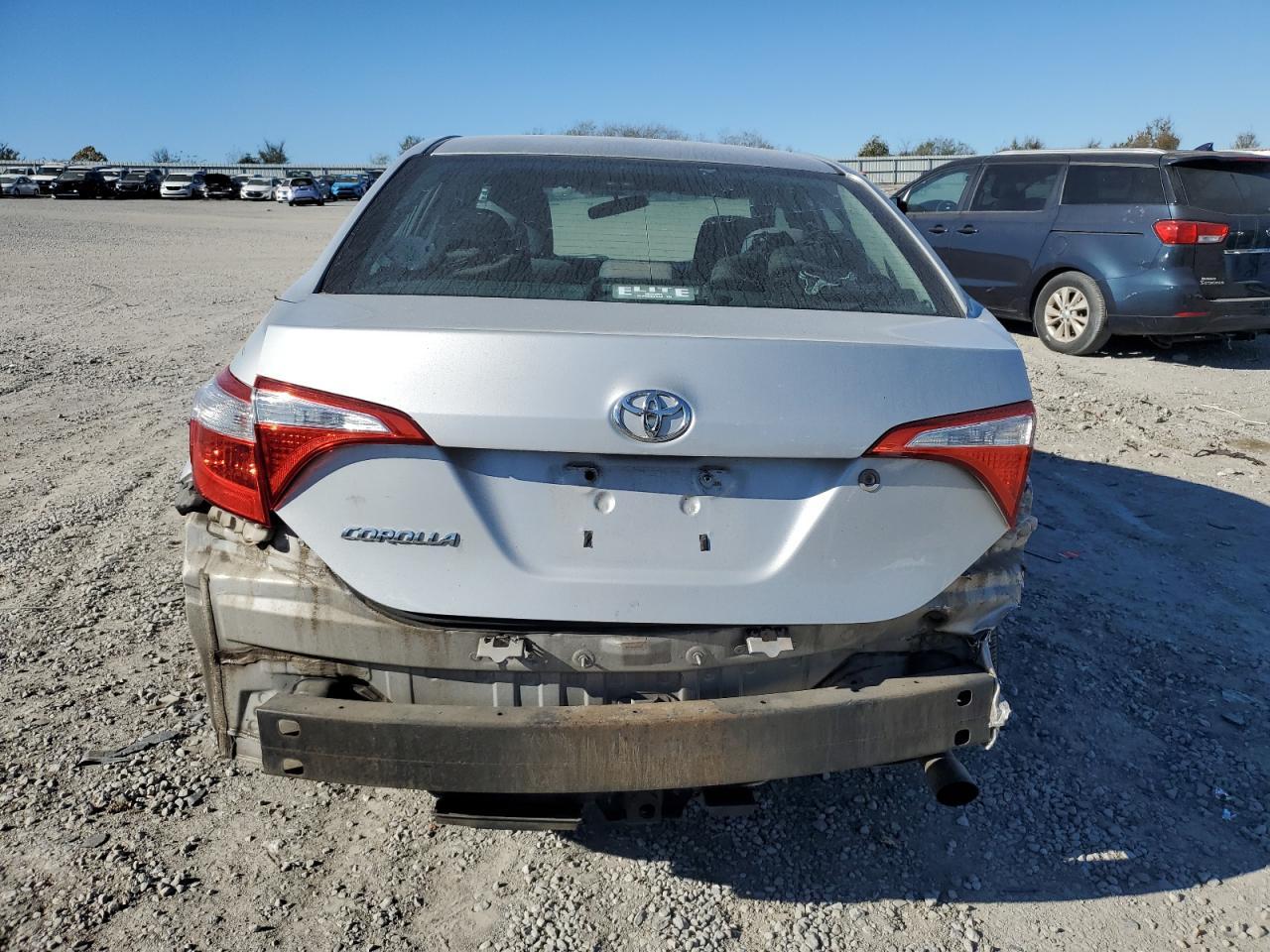 2014 Toyota Corolla L - Фото 6