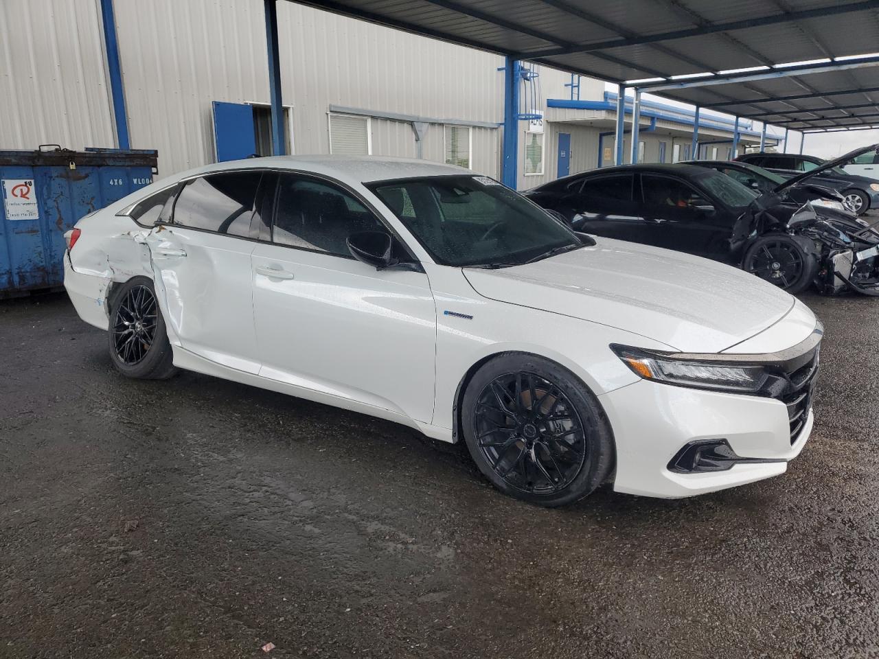 2022 Honda Accord Hybrid Sport - Image 4