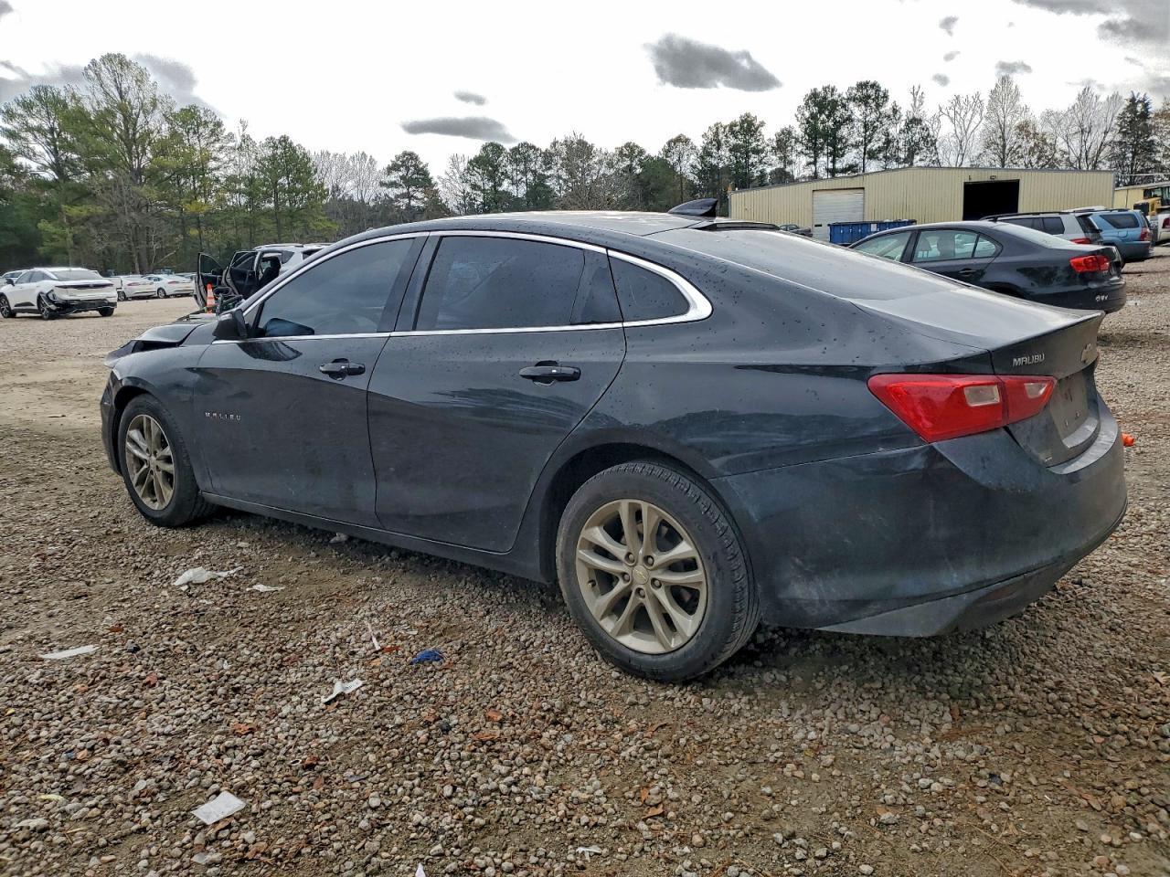 2018 Chevrolet Malibu Lt - Фото 2