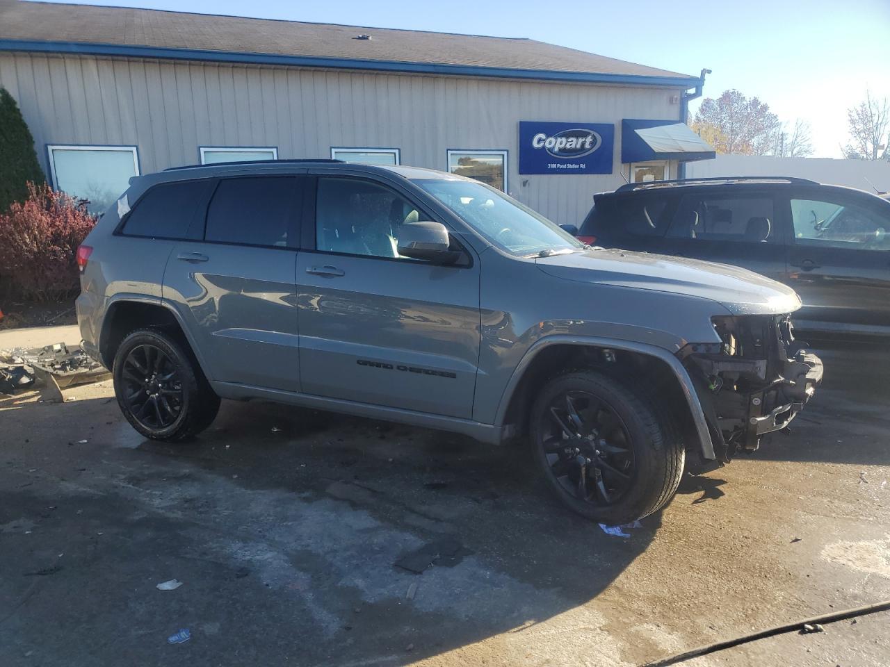 2021 Jeep Grand Cherokee Laredo - Фото 4