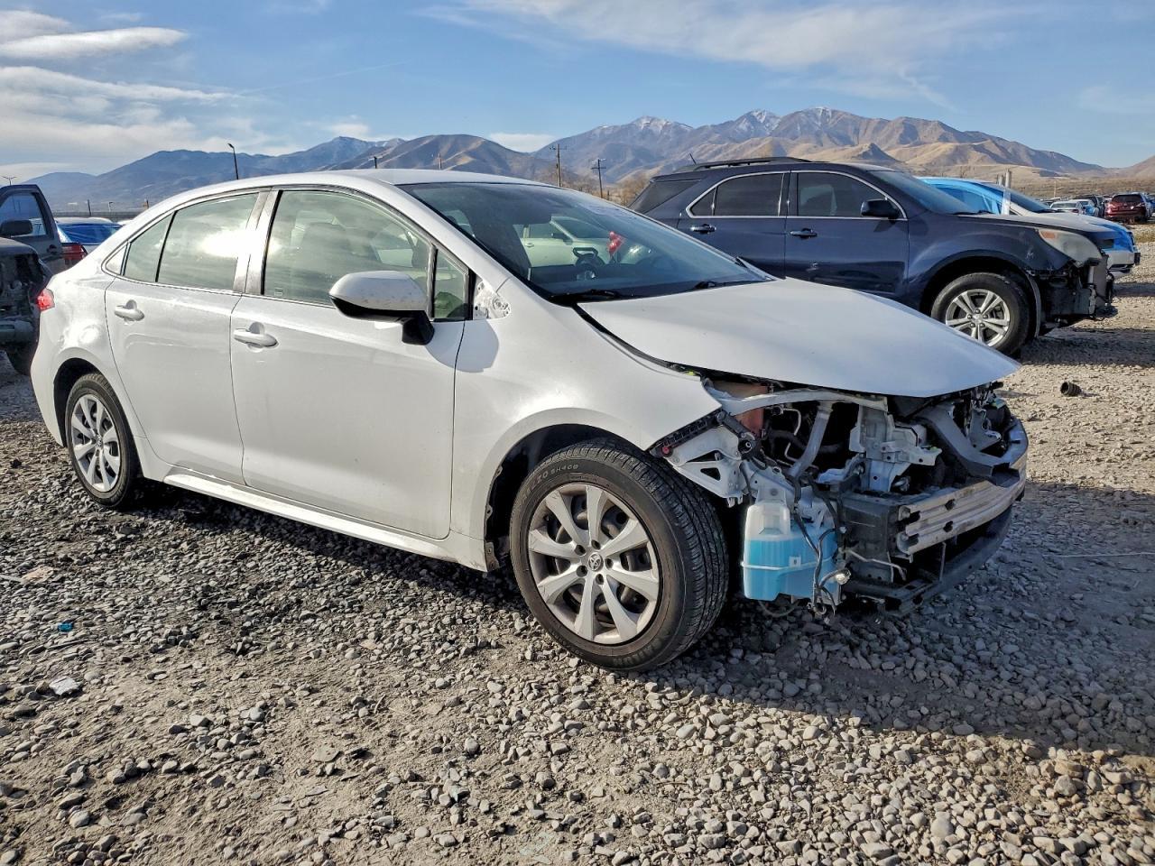 2021 Toyota Corolla Le - Фото 4
